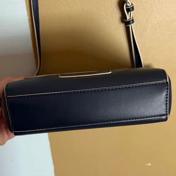 Vera Bradley Leather Navy Crossbody Bag - Picture 3 of 7